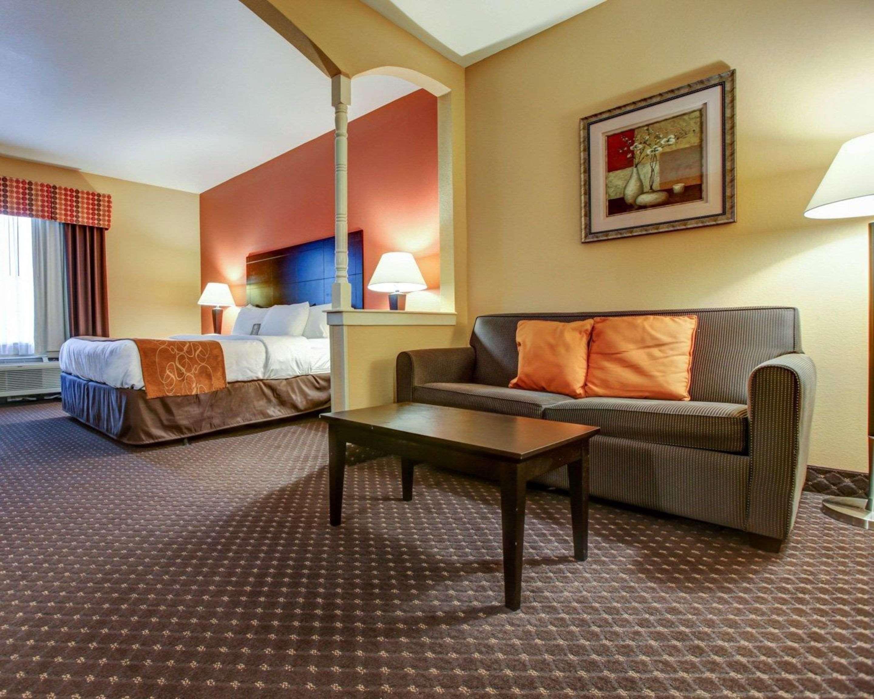 Comfort At Rivergate Mall 3*
