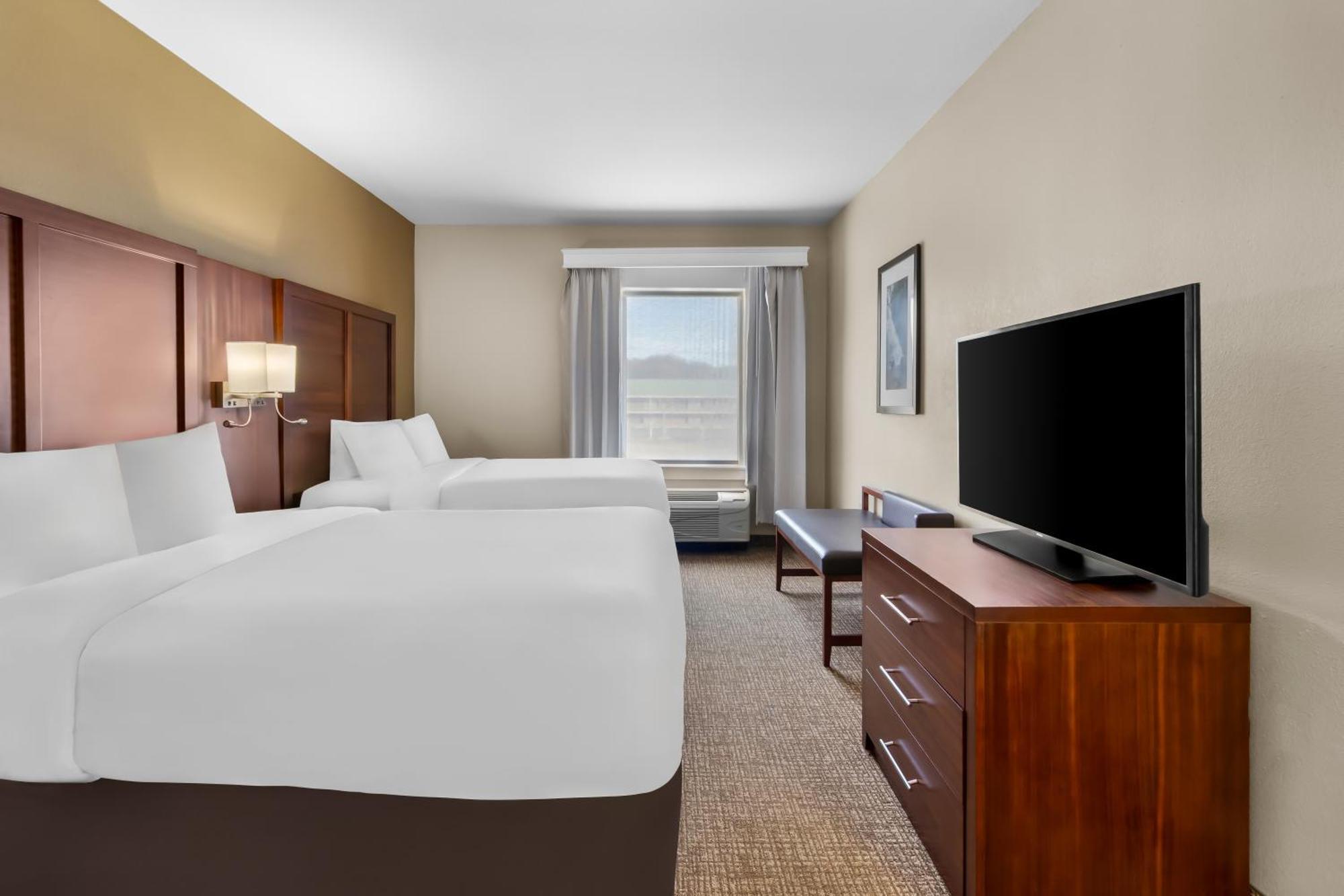 Comfort At Rivergate Mall Hotel 3*