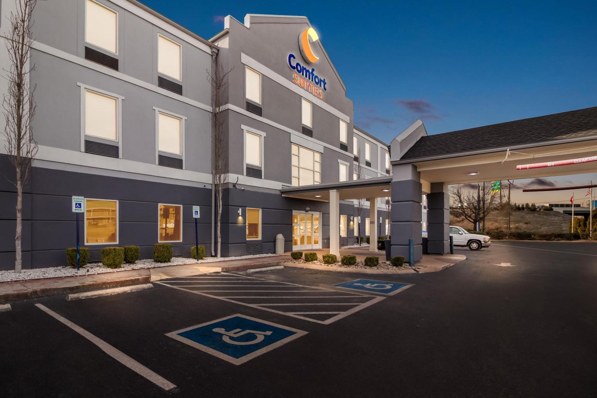 Comfort At Rivergate Mall 3*