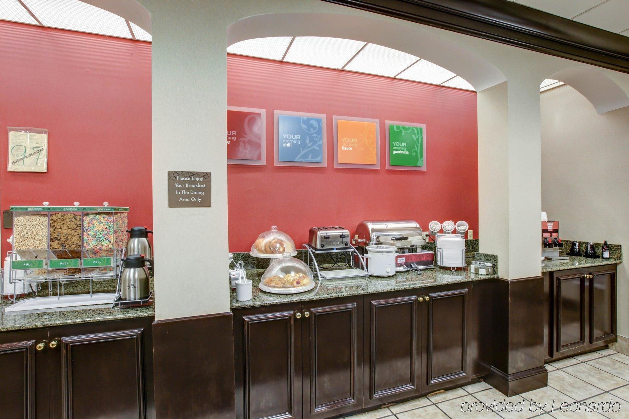 Hotel Comfort At Rivergate Mall 3*